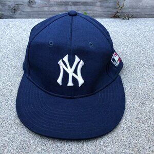 OC SPORTS New York Yankees Fitted Hat Men's S/M Blue Team MLB #5 Basebal…